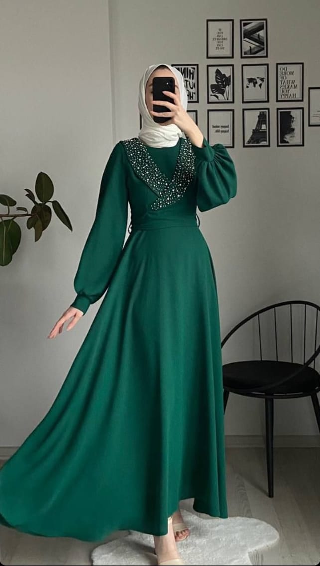 green emerald velvet dress Megan- green wildflower veil / veil with embroidered flowers / alterna –  Kit & the Bobbin main image 1