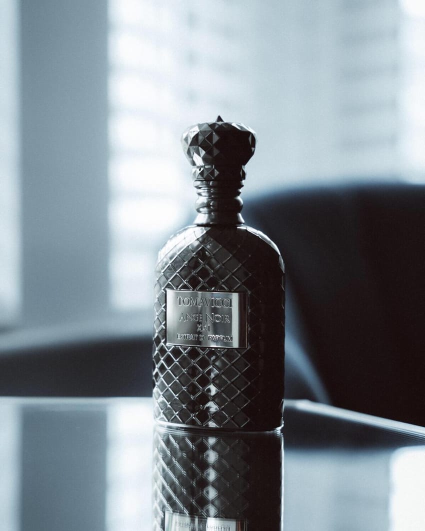 Ange Noir XXI Tomavicci | menperfume | womenperfume | offer | new | niche